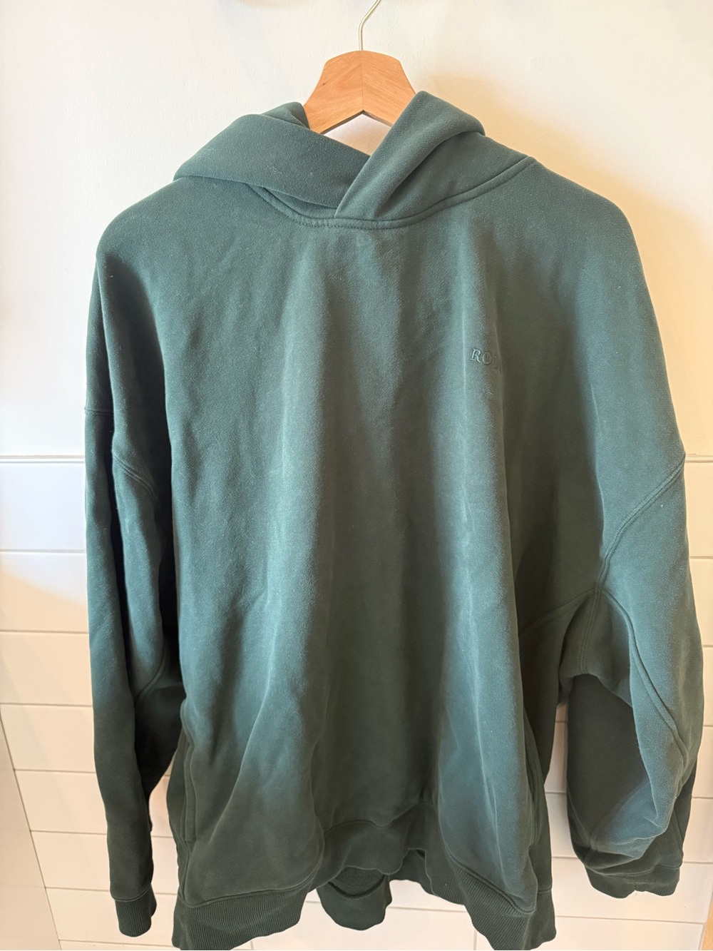 Roots Men's Hoodie in Deep Green